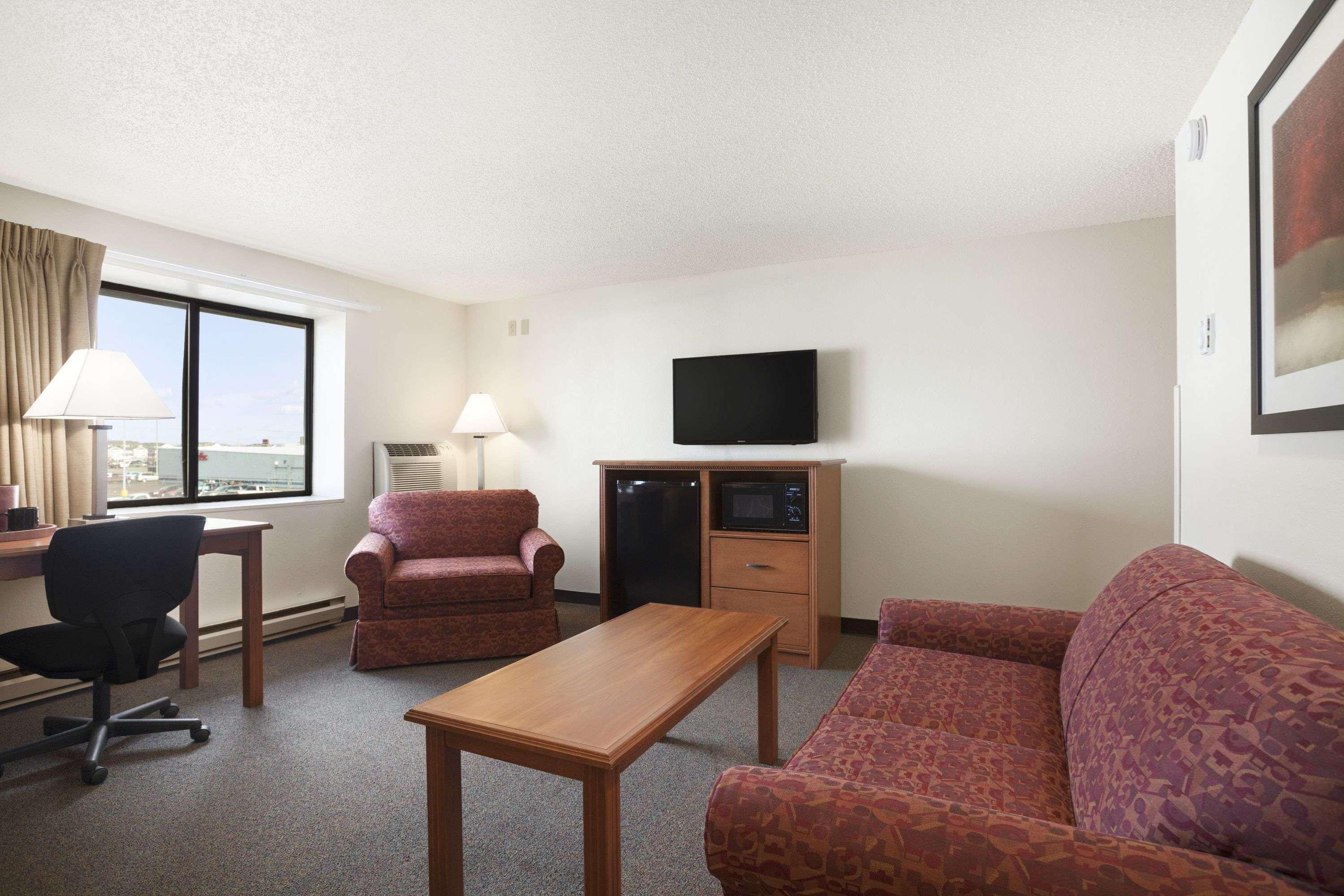 Hotel Super 8 By Wyndham Williston Nd Exterior foto