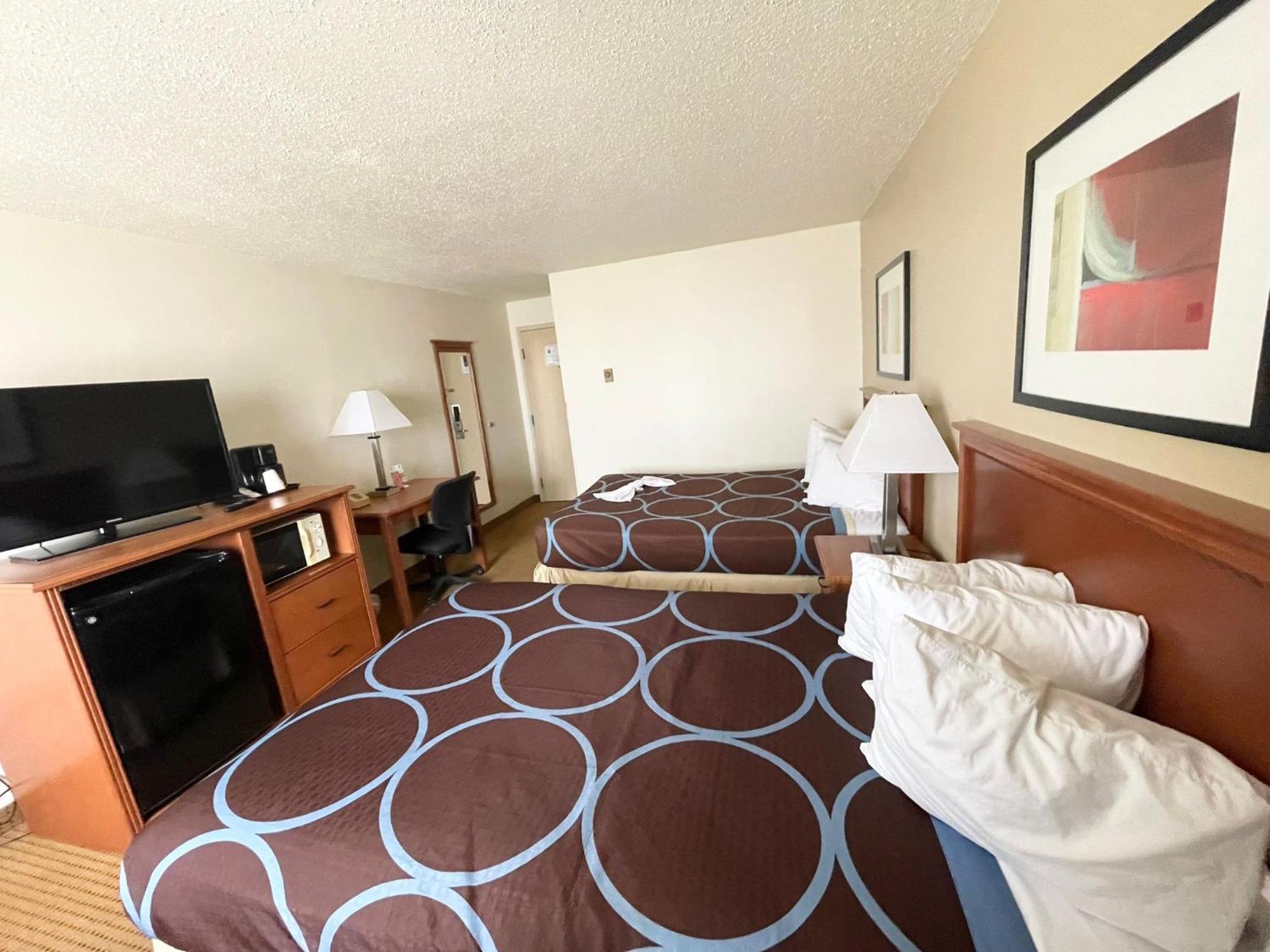 Hotel Super 8 By Wyndham Williston Nd Exterior foto
